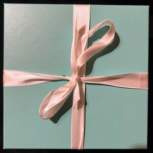 New In Box Tiffany & Co Square Crystal Cushion Shape Bowl  6.5” Candy Dish